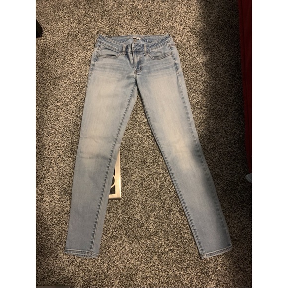 American Eagle Jeans - Picture 2 of 4